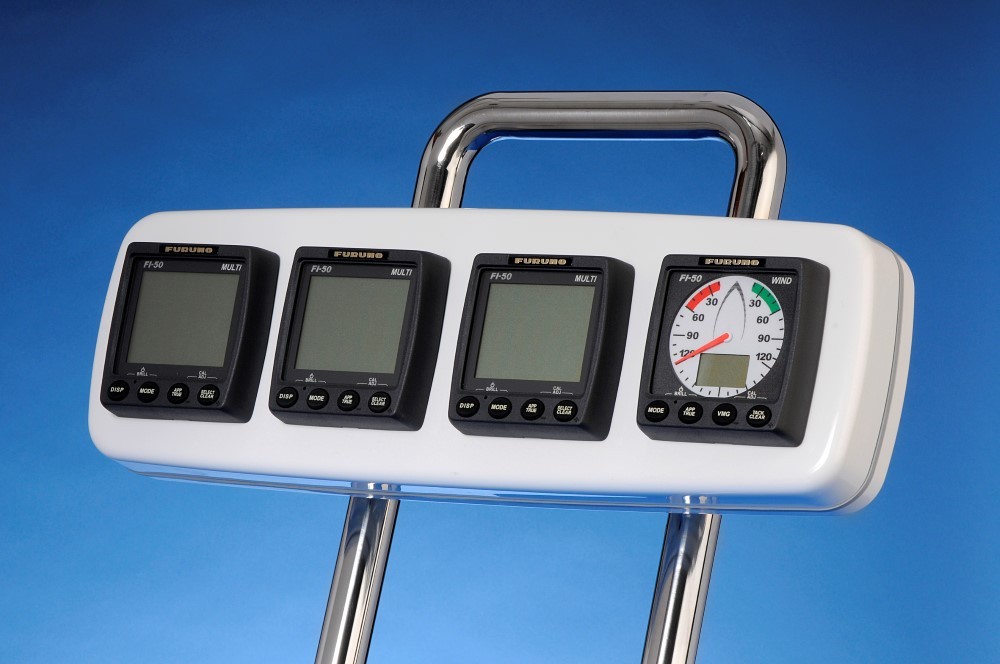 Scanstrut Helm Pod 4 x standard nav instruments & autopilots Jos