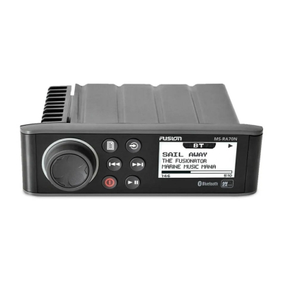Fusion RA70 serie nautische stereo's