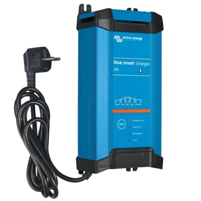 Blue Smart IP22 Charger 24/16(1) 230V