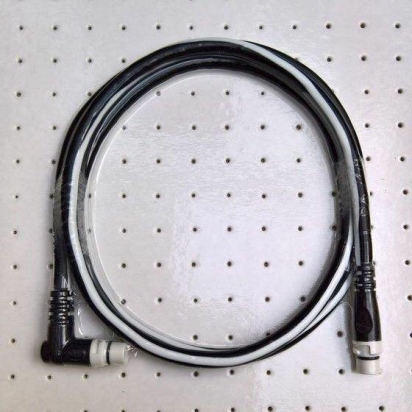 STng haakse spurkabel naar rechte connector, kabellengte 1mtr