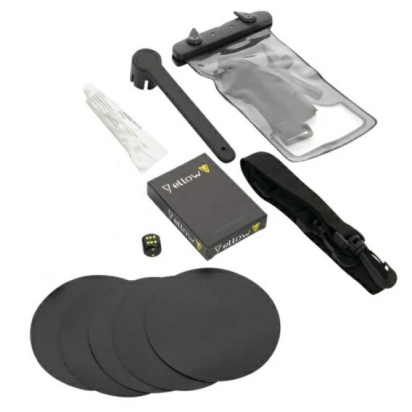 Yellow V kayak kit, Lijm, Pads 5x, Sleutel, Kaarten, Telefoonhoes en Dry bag 2ltr.