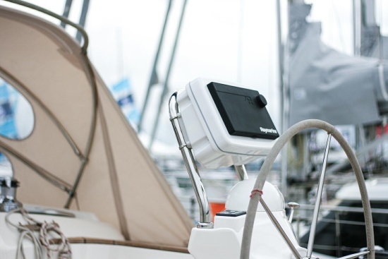 Helm Pod - Compact - Up to 9" displays  (N.B will only fit pedestal guards with centre measurements