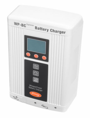 WP-BC Whisper Power Battery Charger 12V/ 40A-3 met WBM Basic Battery Monitor