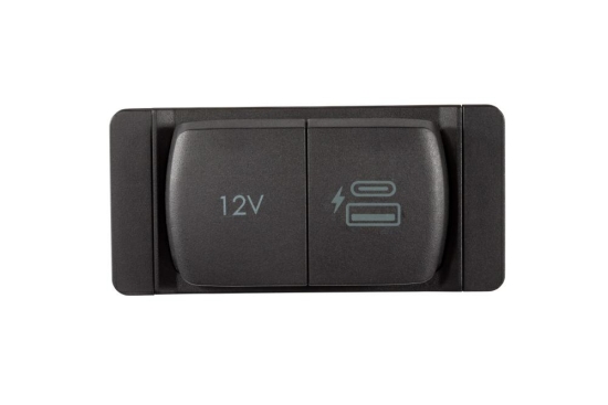 USB-A / USB-C & 12V Power Socket